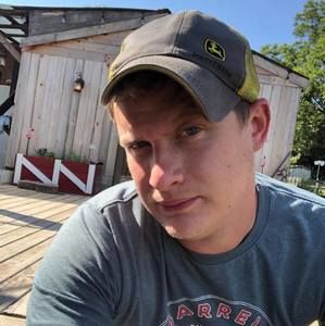 Meet your Posher, Justin